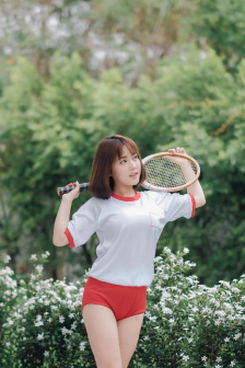 公主车上荫蒂添的好舒服
